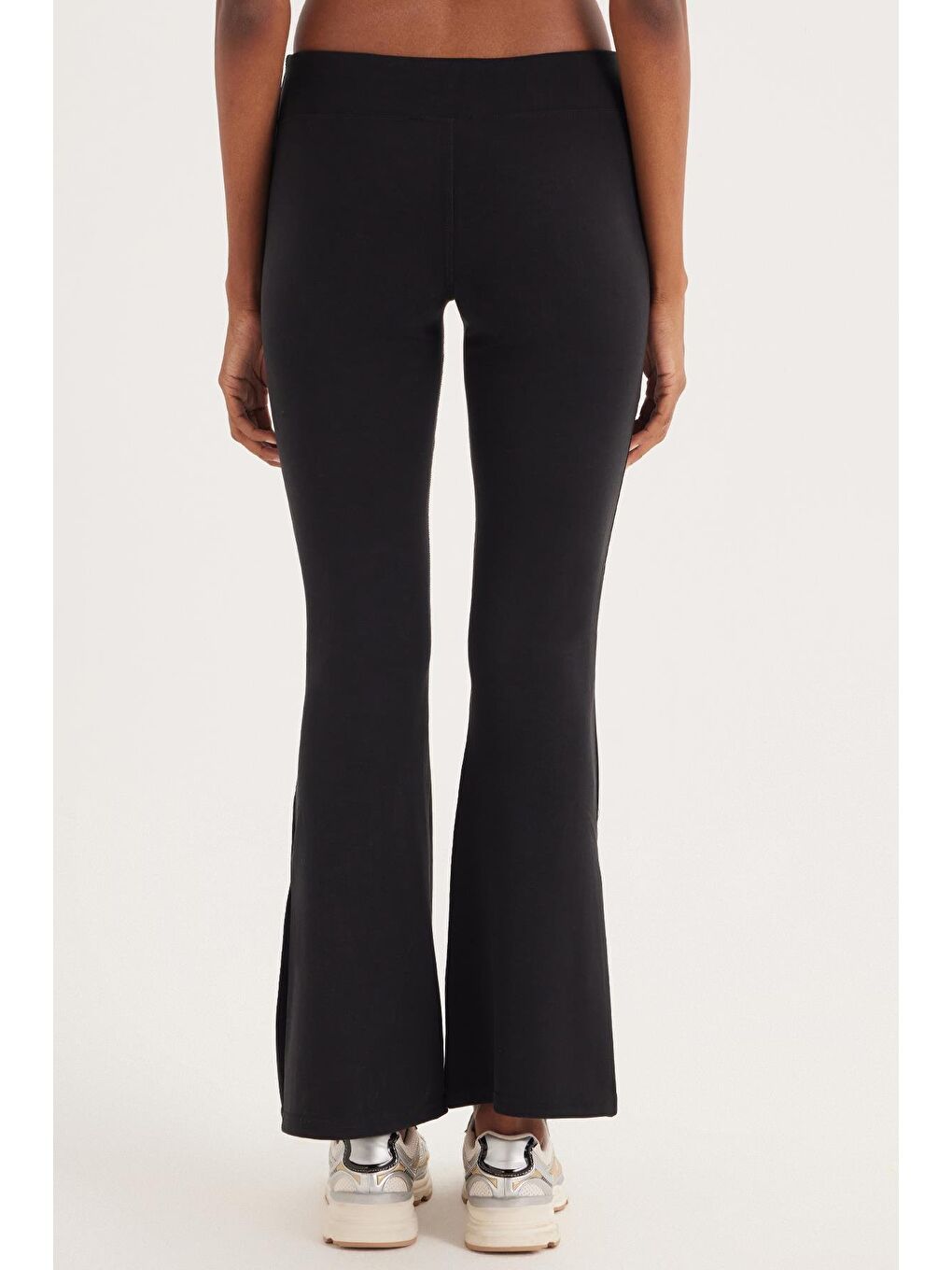 Kadın Slim Fit Dar Kesim Modal Kumaş İspanyol Paça Siyah Pantolon-6