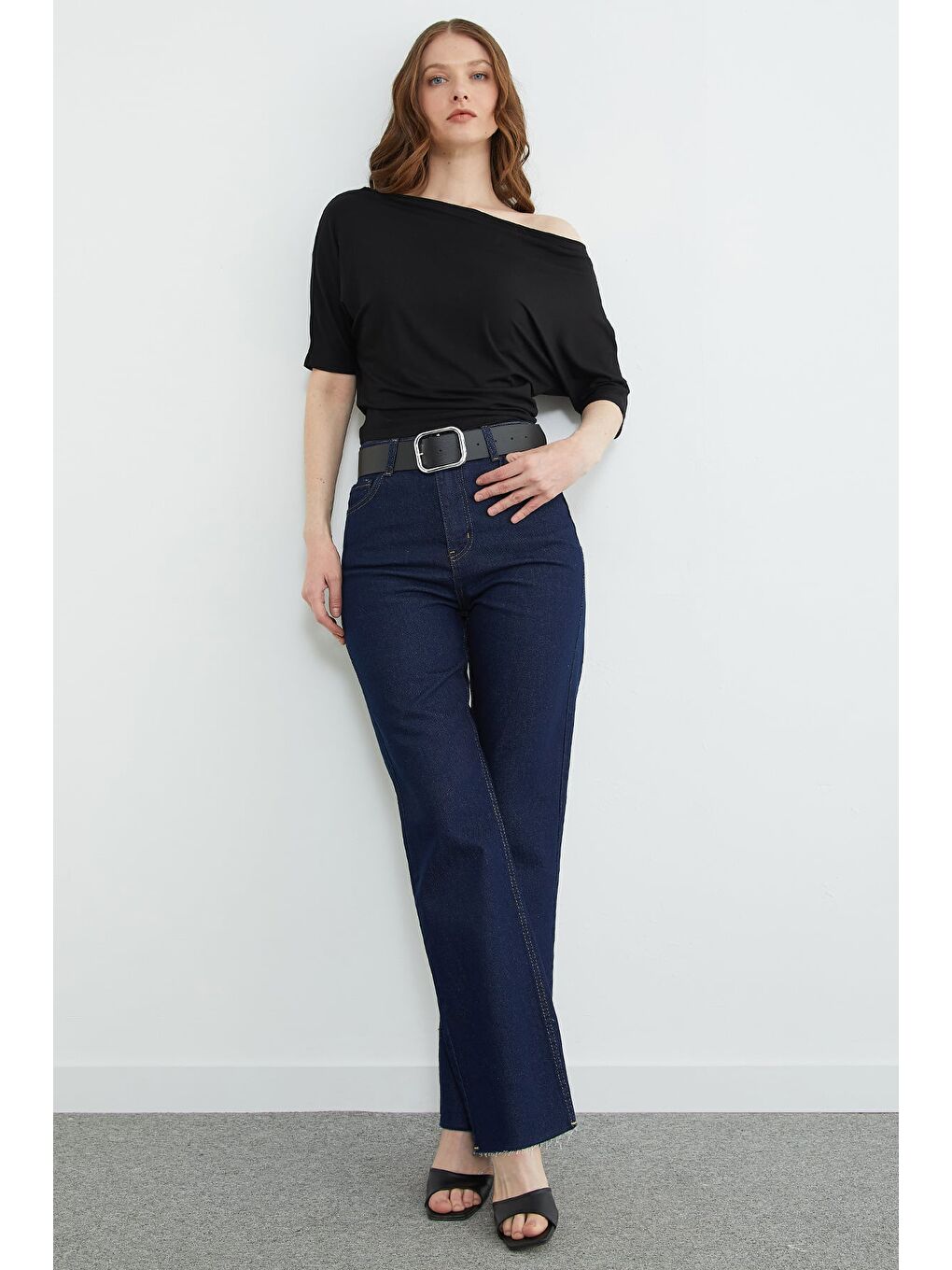 Siyah Yarasa Kol Kayık Yaka Bluz-1