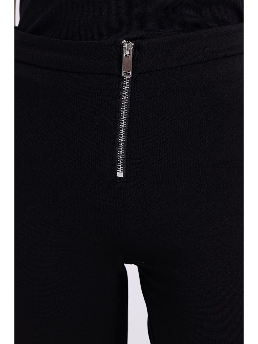 Kadın Slim Fit Dar Kesim Geniş Paça Fermuarlı Siyah Pantolon-2
