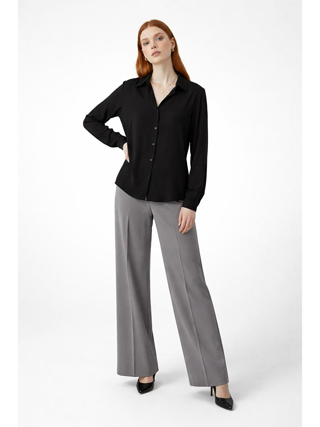 Siyah Arkası Uzun Tiril Tiril Viskon Kadın Gömleği-2