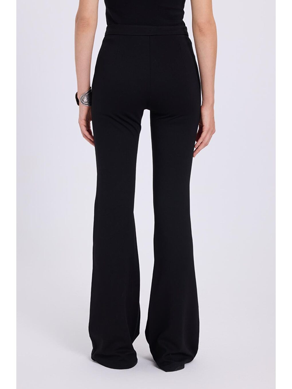 Kadın Slim Fit Dar Kesim Geniş Paça Fermuarlı Siyah Pantolon-6