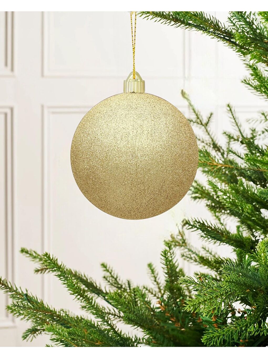 Sarı Yılbaşı Topları Simli Çam Ağacı Süsleri Altın 15 cm