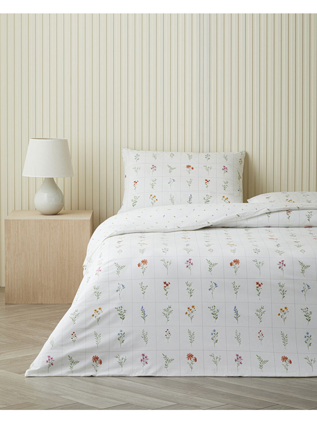 Damada Bloom Kolay Ütülenir Çarşaflı Tek Kişilik Nevresim Takımı 160x220 cm Sarı-Yeşil-1