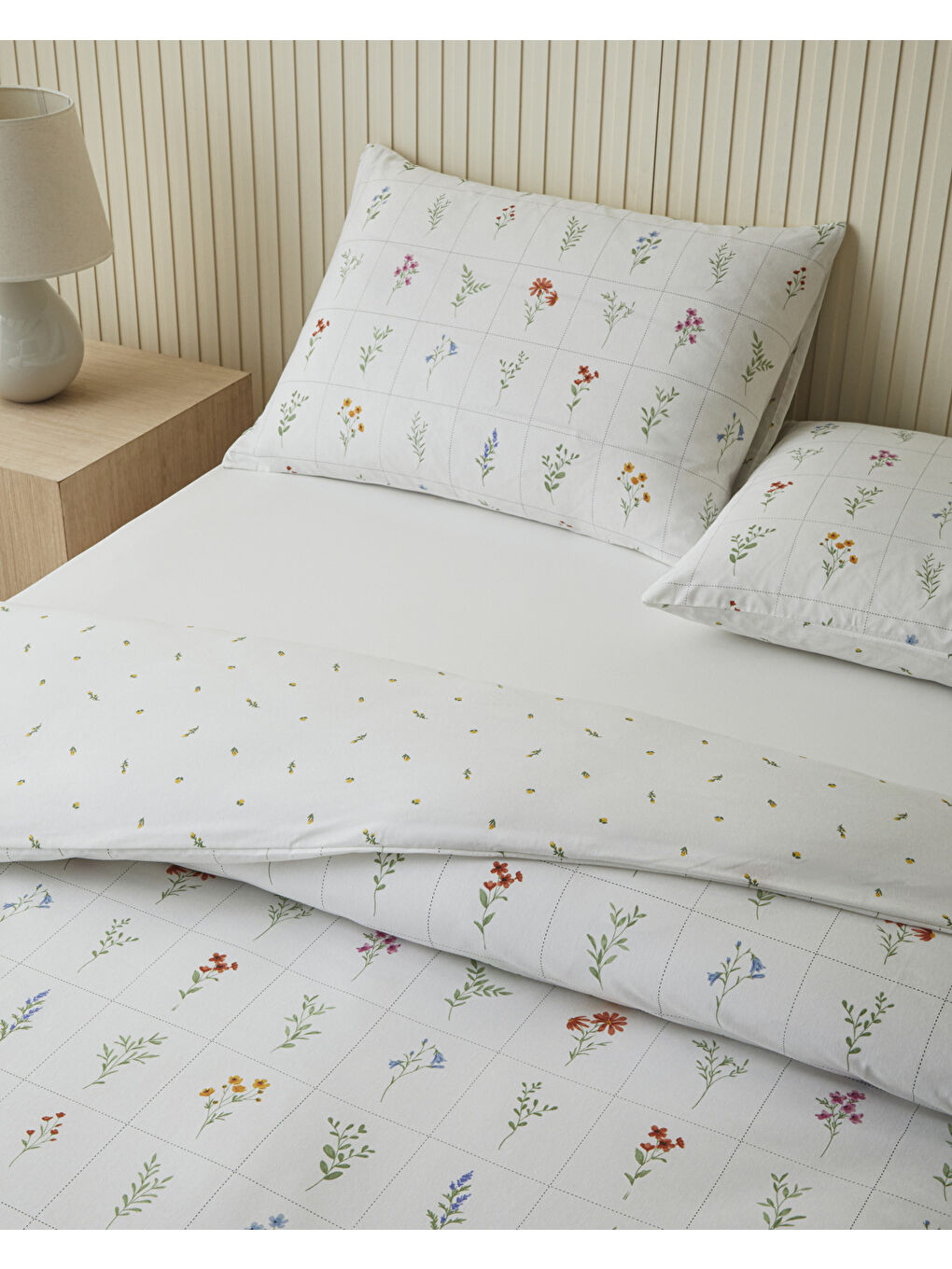 Damada Bloom Kolay Ütülenir Çarşaflı Tek Kişilik Nevresim Takımı 160x220 cm Sarı-Yeşil-2