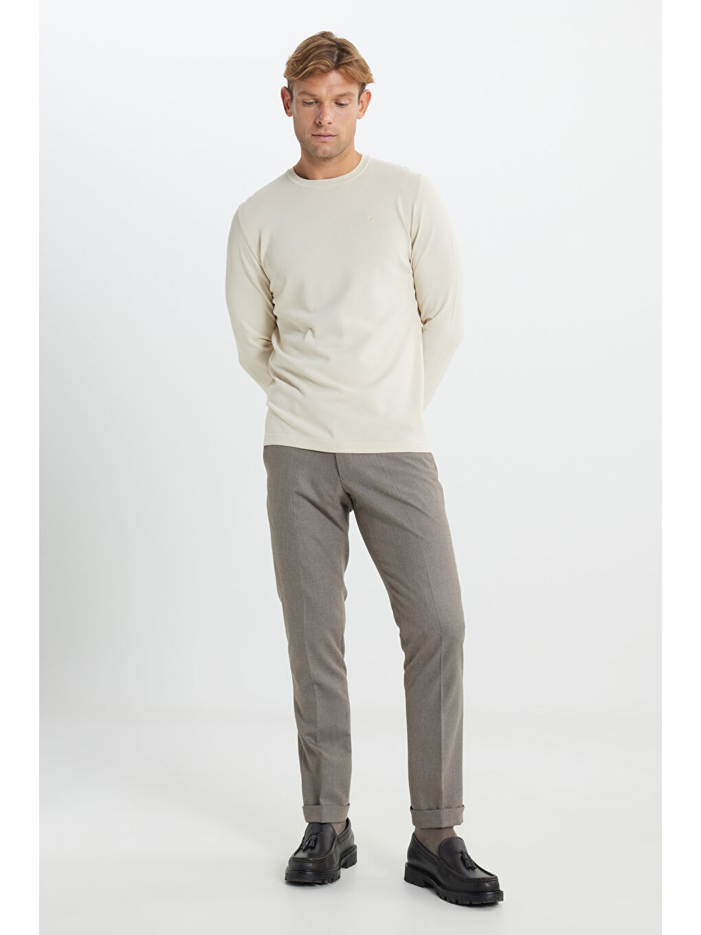 Erkek Bej Standart Fit Normal Kesim Bisiklet Yaka Triko Basic Kazak-1