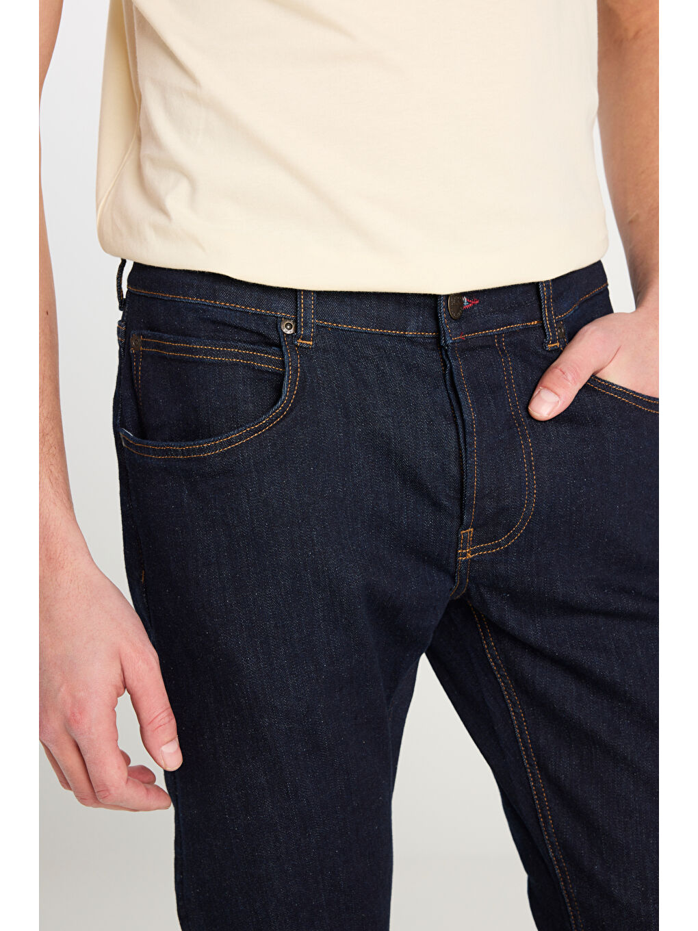 Lacivert Luke Slim Fit Dar Kesim Normal Bel Koyu Mavi Esnek Jean Pantolon-4