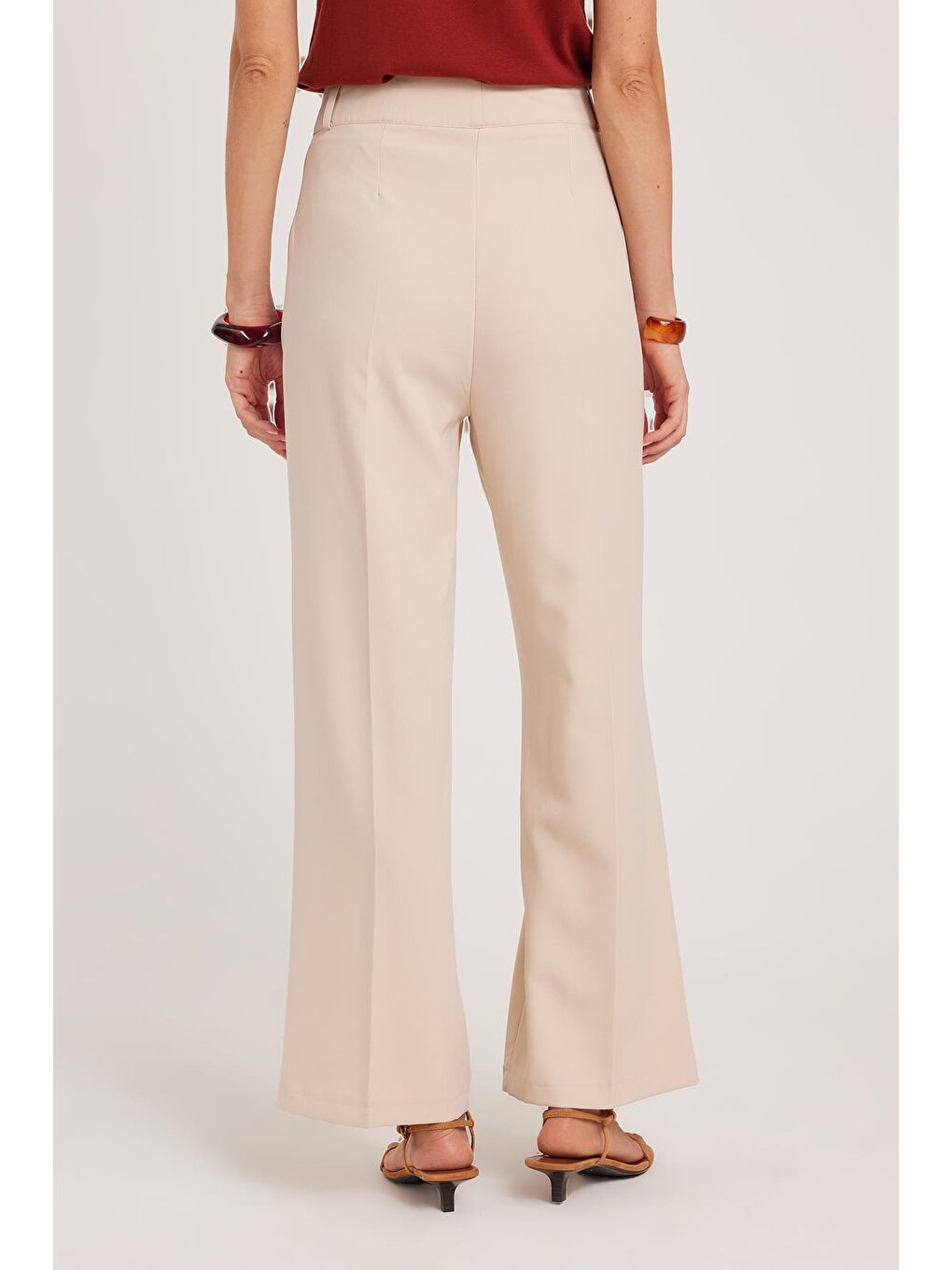 Kadın Regular Fit Klasik Kesim Cırt Kapamalı Palazzo Bej Pantolon-6