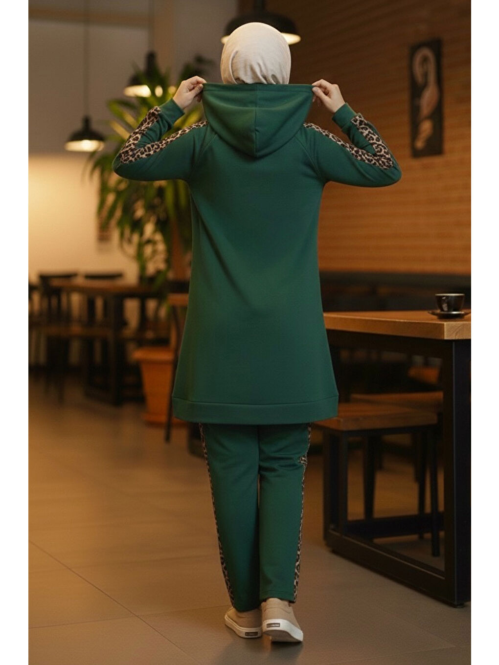 Yeşil Leopar Şerit Detaylı İki İplik İkili Takım Zümrüt - 2051-ZUMRUT-2