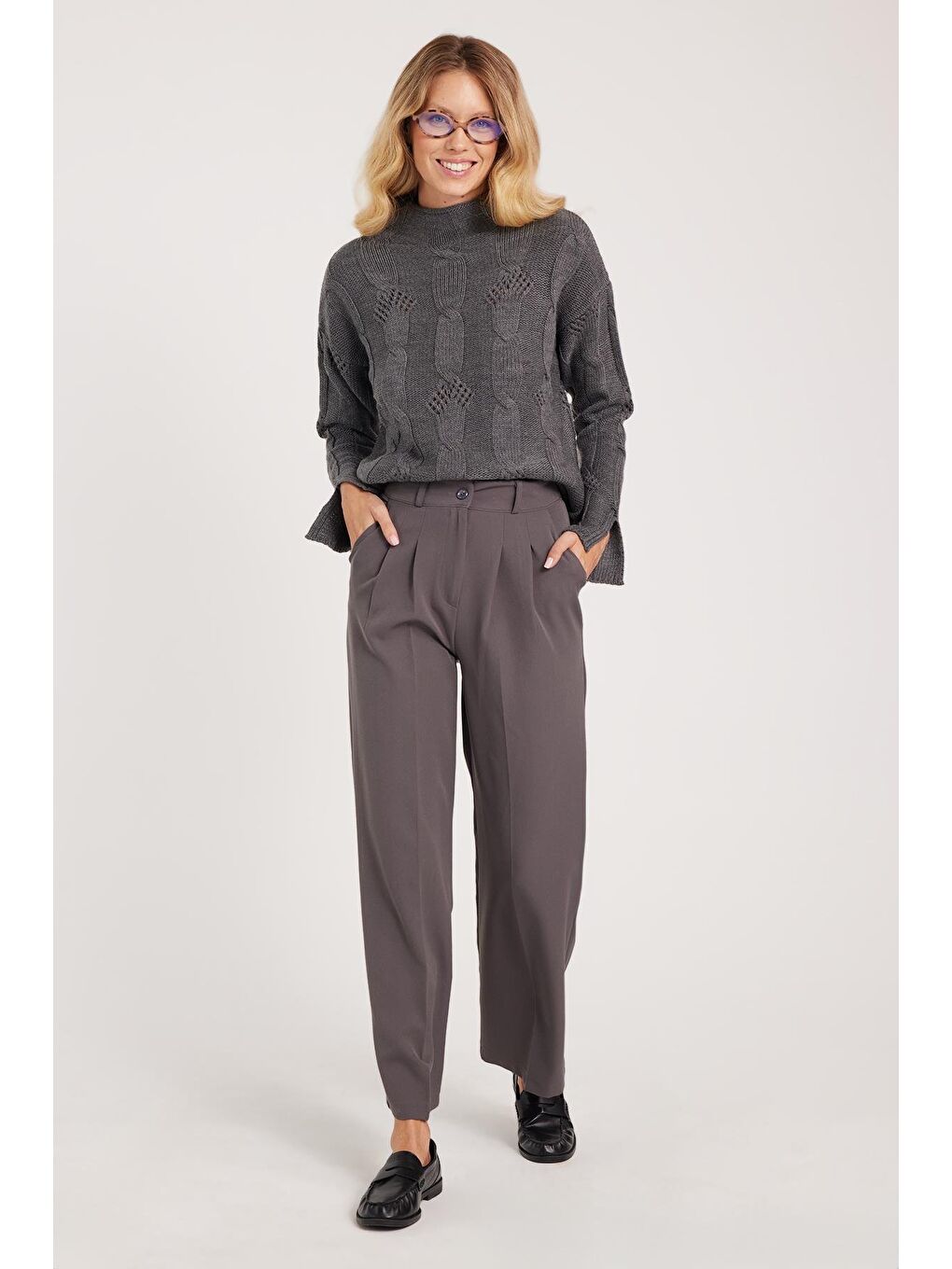 Kadın Regular Fit Klasik Kesim Yüksel Bel Geniş Paça Antrasit Pantolon-1