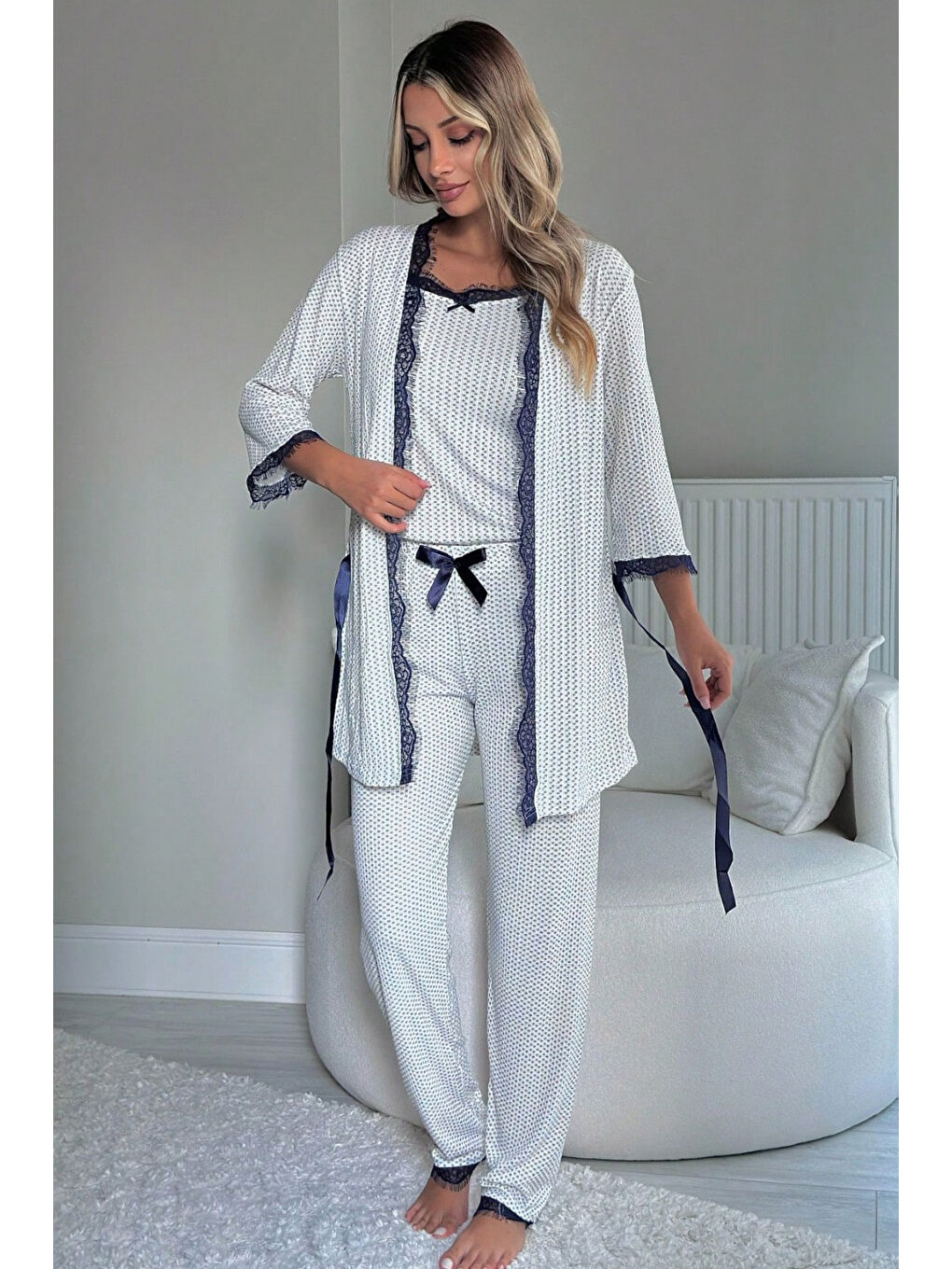 Desenli Üçlü Pijama Takımı Lacivert - 28074-LACIVERT