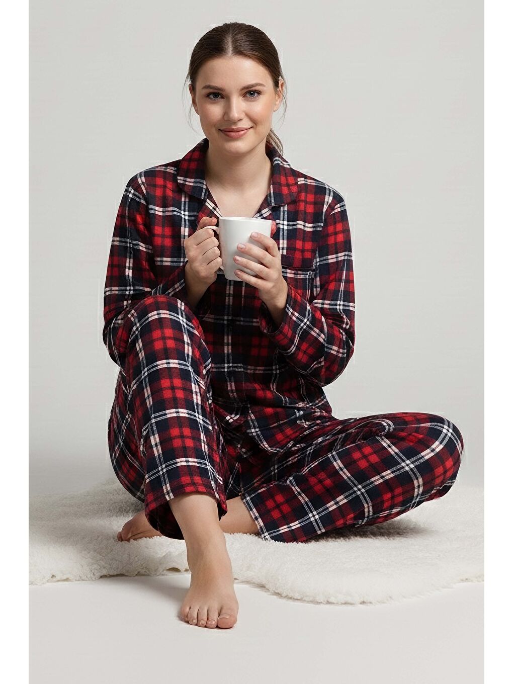 Kırmızı Desenli Baskılı Pijama Takımı Kirmizi - 28066-KIRMIZI