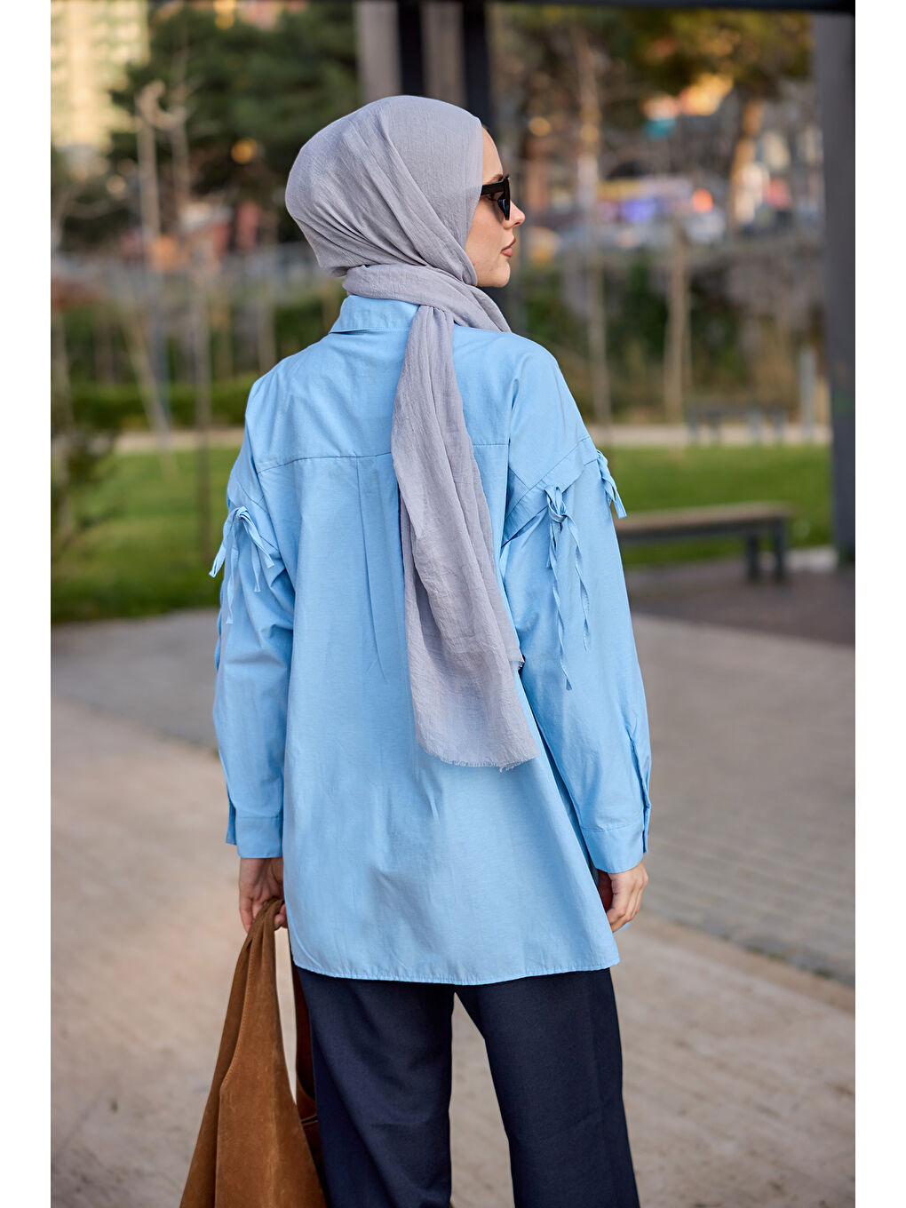 Kadın Kolu Bağcık Fiyonklu Gömlek Mavi-1