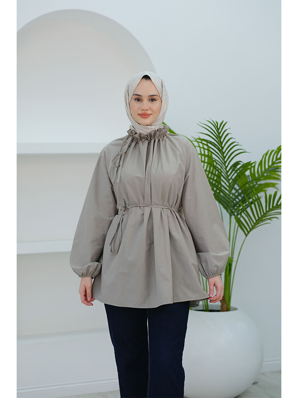 Kadın Yaka Büzgülü Bel Bağlamalı Tunik Gri