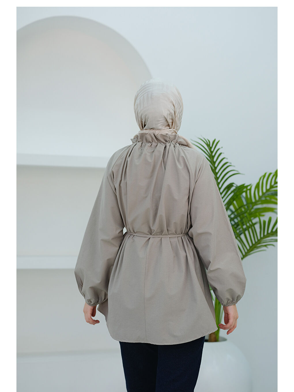 Kadın Yaka Büzgülü Bel Bağlamalı Tunik Gri-3