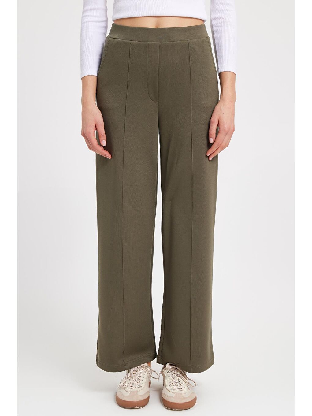 Kadın Relax Fit Rahat Kesim Modal Kumaş Yüksel Bel Geniş Paça Koyu Haki Pantolon