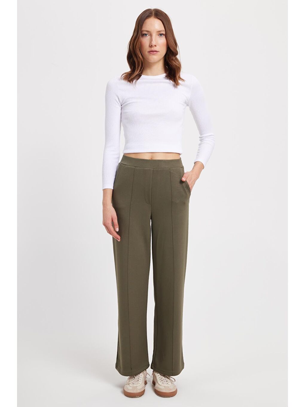 Kadın Relax Fit Rahat Kesim Modal Kumaş Yüksel Bel Geniş Paça Koyu Haki Pantolon-3
