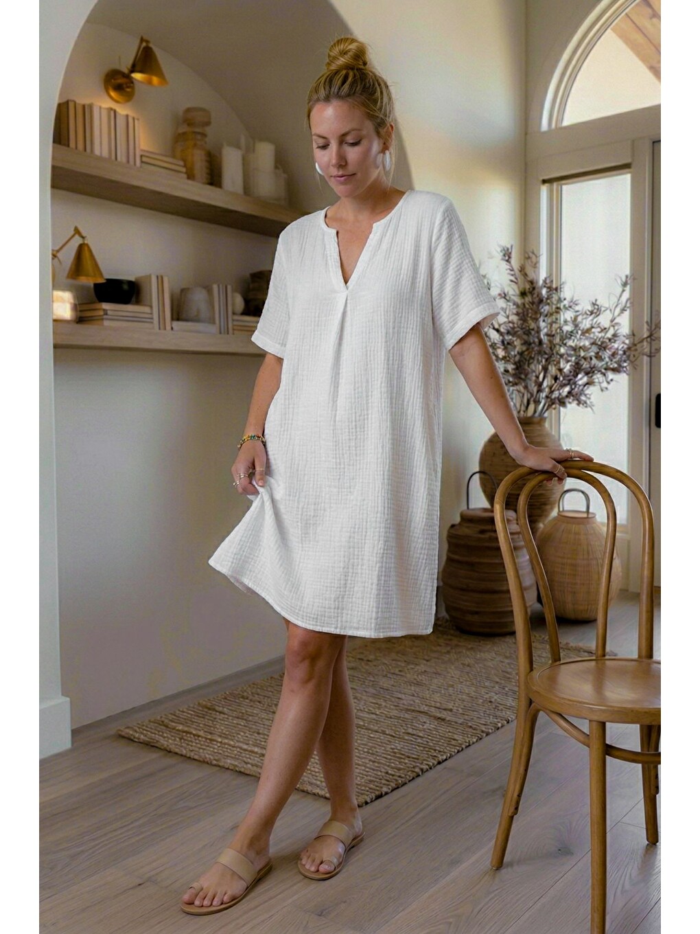 Beyaz Alttan Britli Yaka Kısa Kol Casual Pamuklu Oversize Dokuma Elbise 100 68