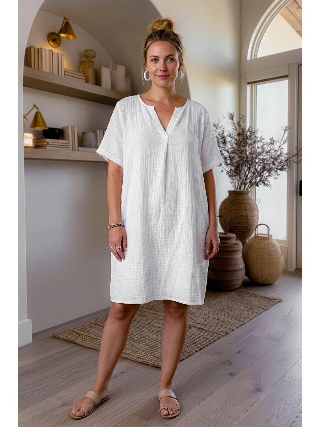 Beyaz Alttan Britli Yaka Kısa Kol Casual Pamuklu Oversize Dokuma Elbise 100 68-2
