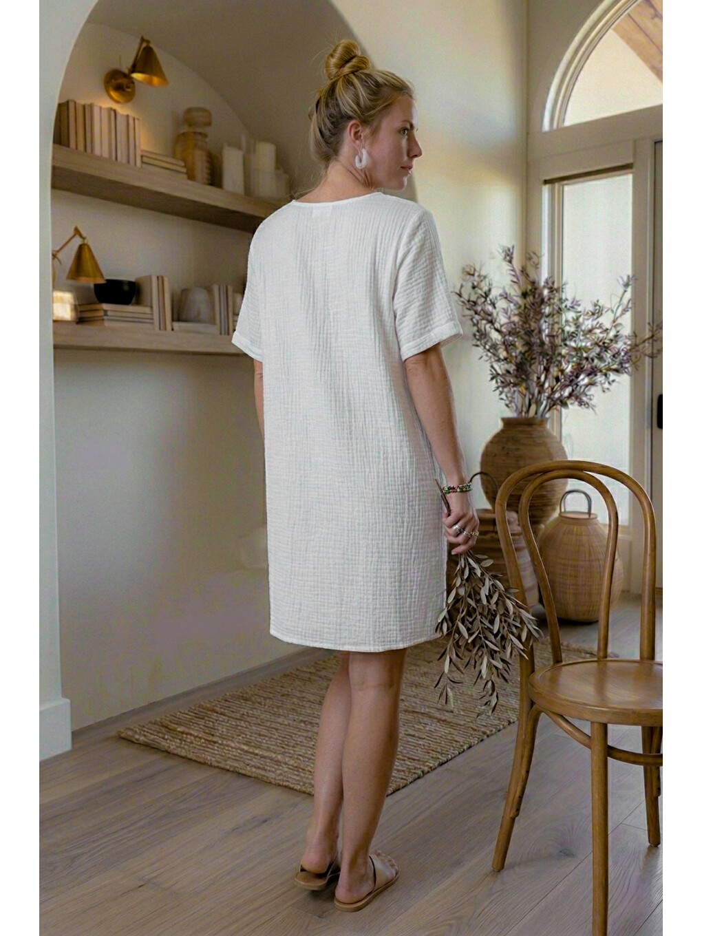 Beyaz Alttan Britli Yaka Kısa Kol Casual Pamuklu Oversize Dokuma Elbise 100 68-3
