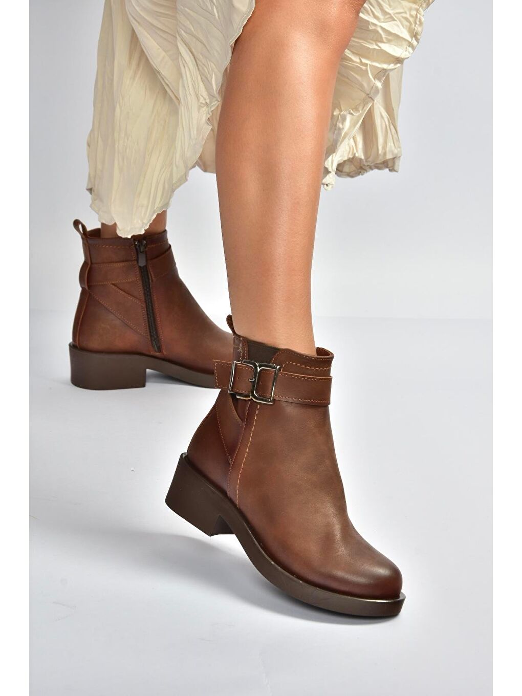 Kahverengi Taba Kadın Bot V674121109-4