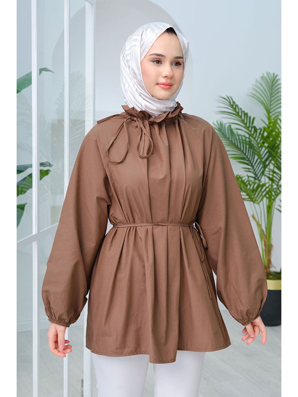 Kadın Yaka Büzgülü Bel Bağlamalı Tunik Kahverengi-4