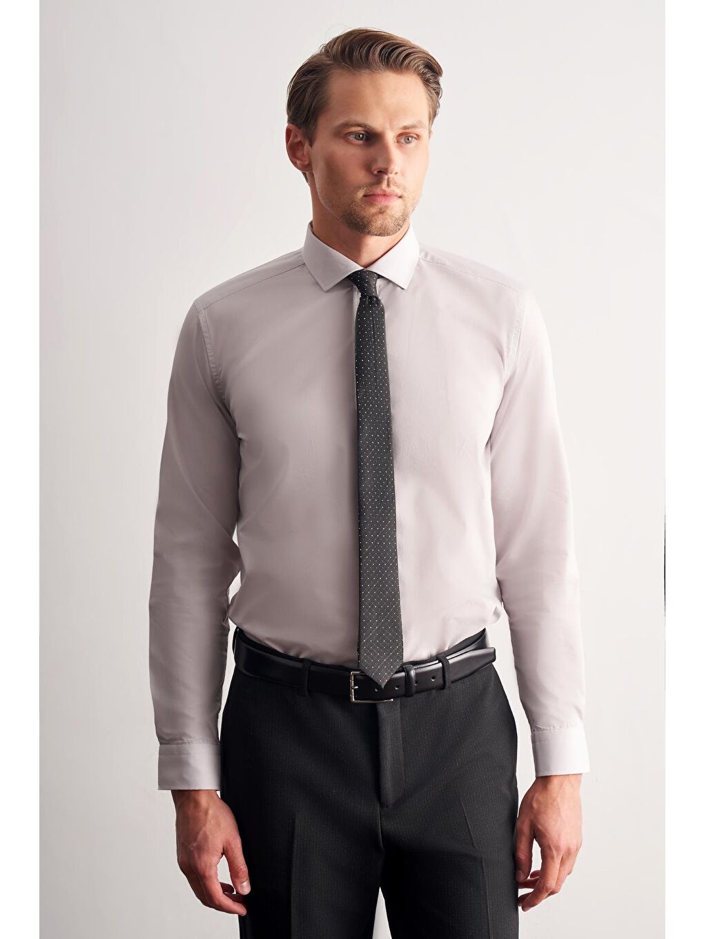 Bej Taş Rengi Yarım İtalyan Yaka Uzun Kol Easy To Iron Slim Fit Pamuklu Gömlek 1004255301-1