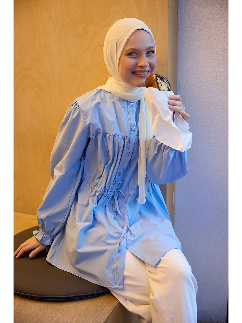 Kadın Robadan Büzgü Detaylı Balon Kol Gömlek Mavi-3