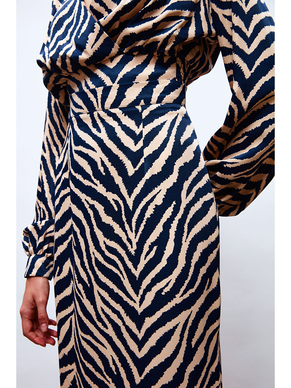 SATEEN Zebra Desenli Saten Etek - Lacivert - 5