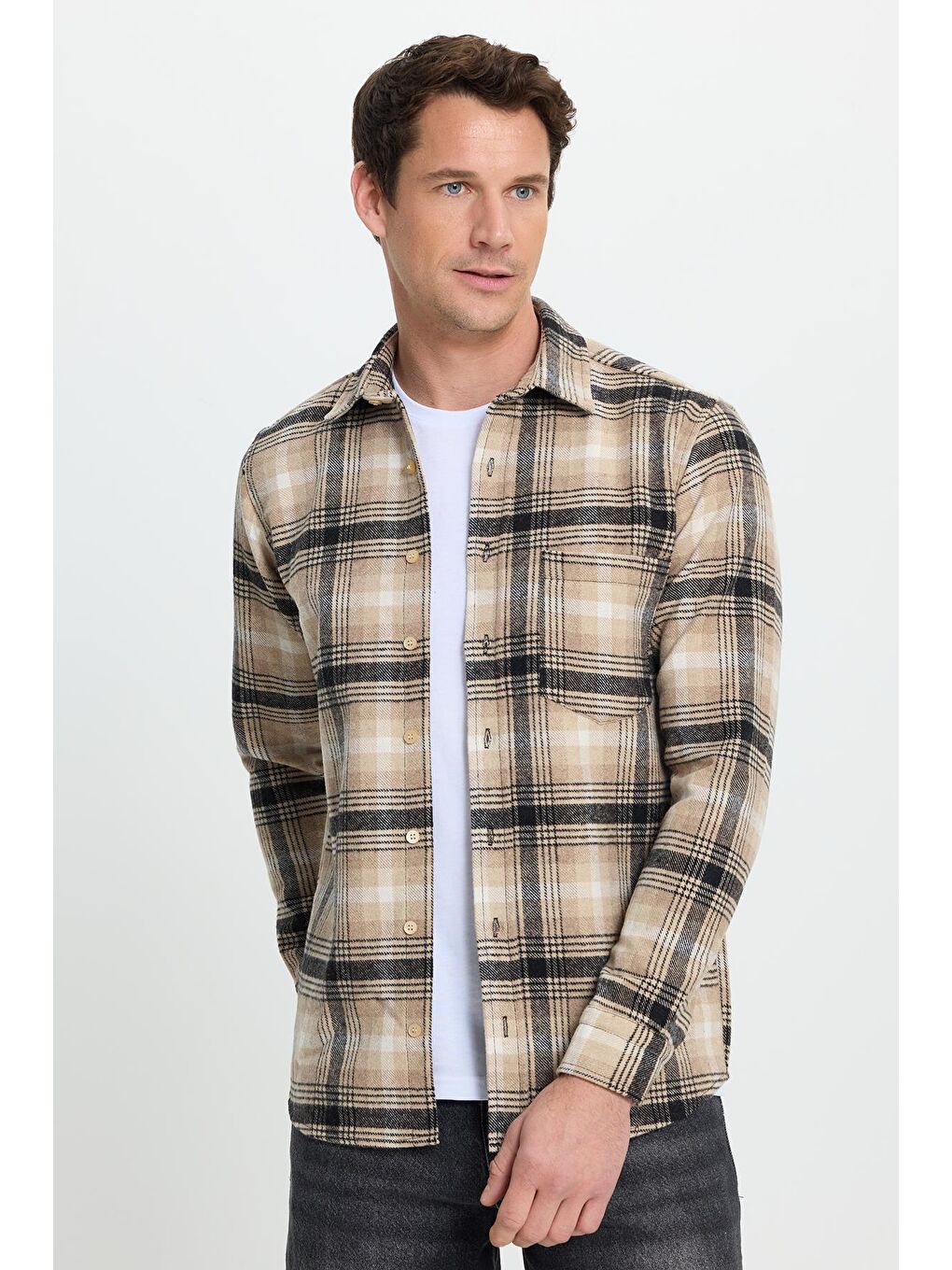 Karışık Erkek Regular Fit Klasik Kesim Büyük Kareli Tep Cepli Oduncu Gömlek-1