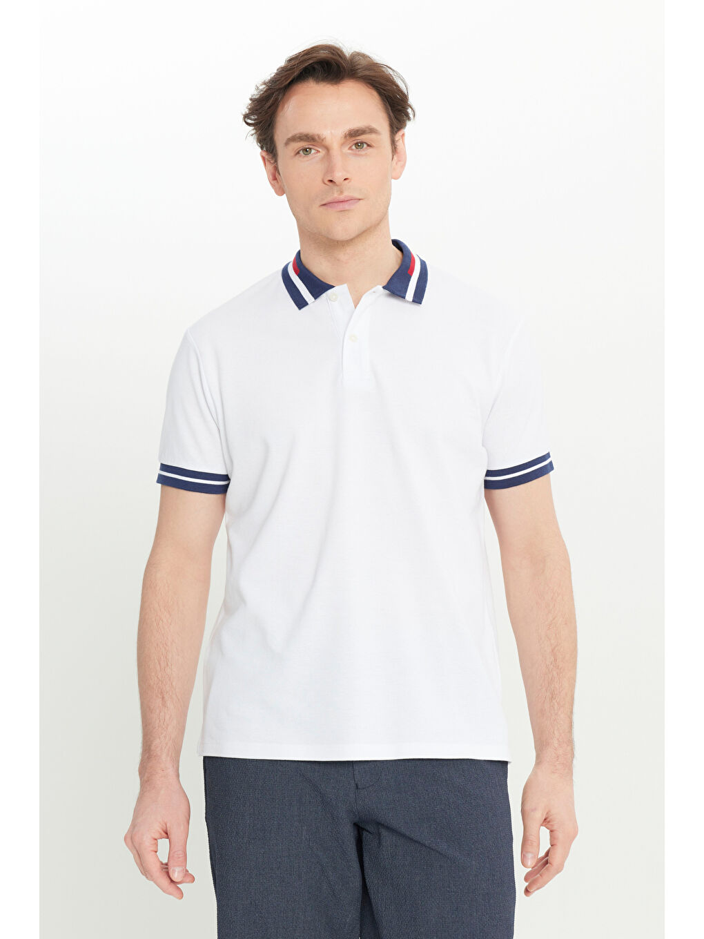 Erkek Beyaz Slim Fit Dar Kesim %100 Pamuk Polo Yaka Tişört