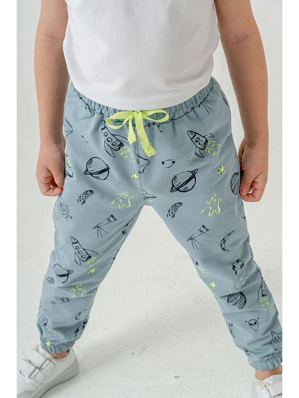 Petrol Gezegen Baskılı Erkek Çocuk Eşofman Altı-5