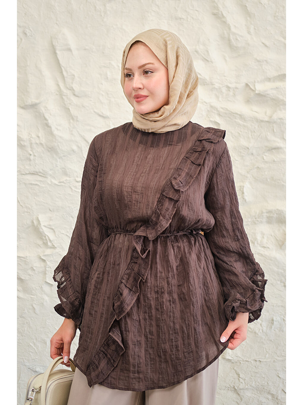 Kadın Önü Fırfırlı Ve Bağlama Detay Simli Tül Kumaş Tunik Kahverengi-1