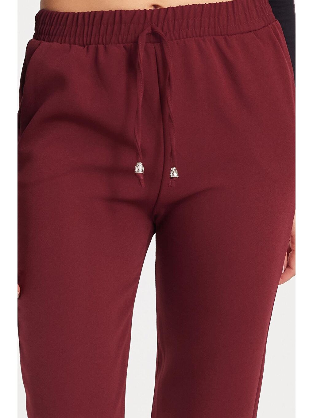 Kadın Relax Fit Rahat Kesim Yüksel Bel Dar Paça Beli Lastikli Bağcıklı Bordo Pantolon-2