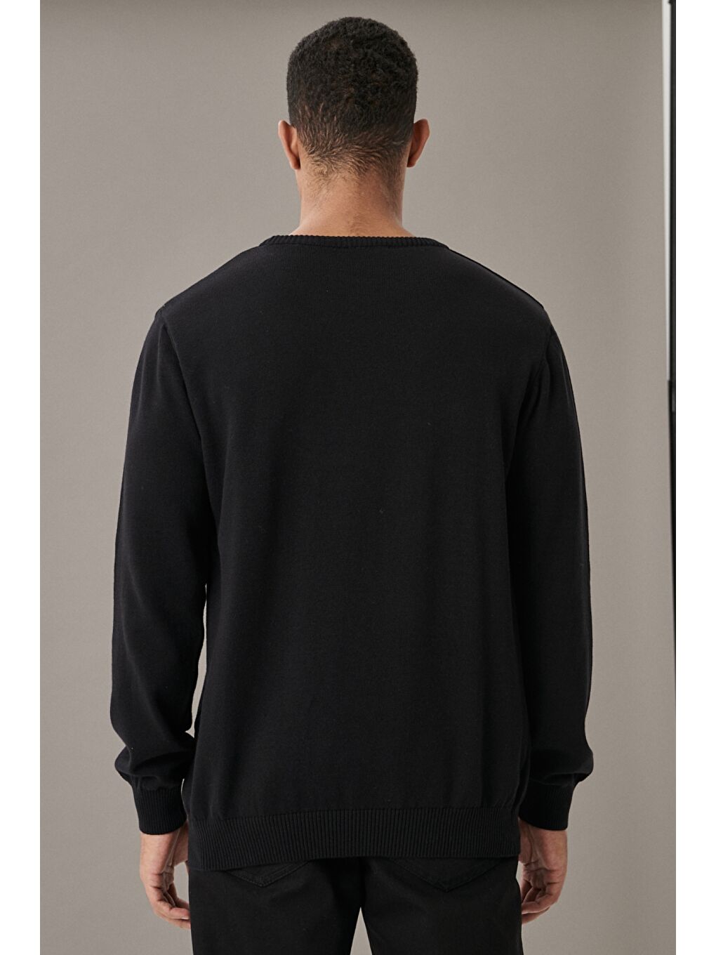 Erkek Siyah-Karamel Standart Fit Bisiklet Yaka Desenli %100 Pamuk Triko Kazak-5