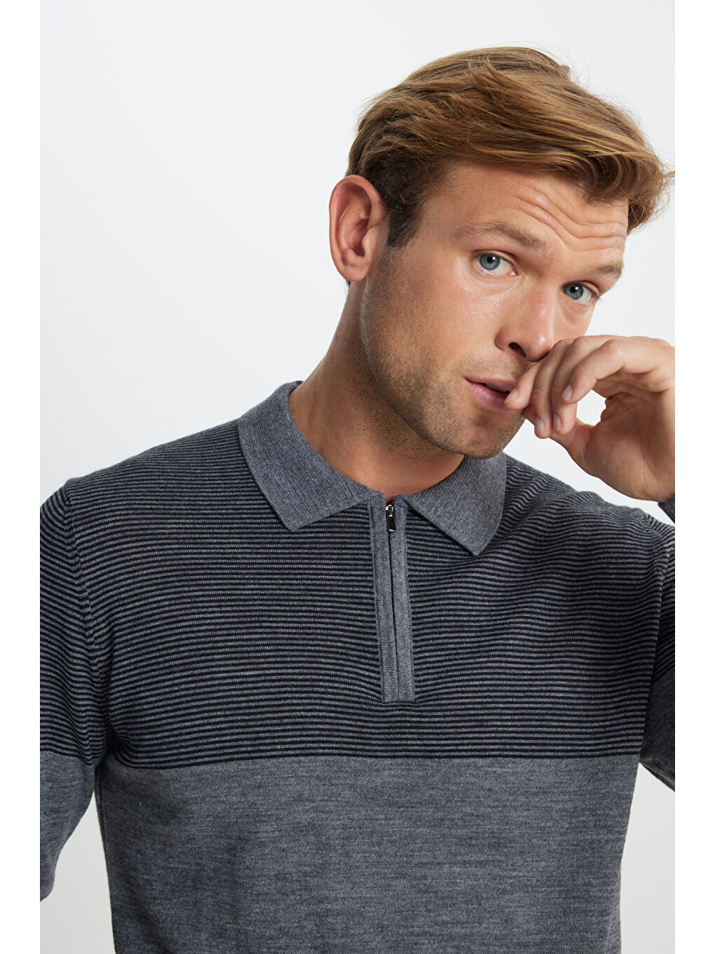 Erkek Gri Melanj Yün Standart Fit Normal Kesim Polo Yaka Çizgili Triko Kazak-3