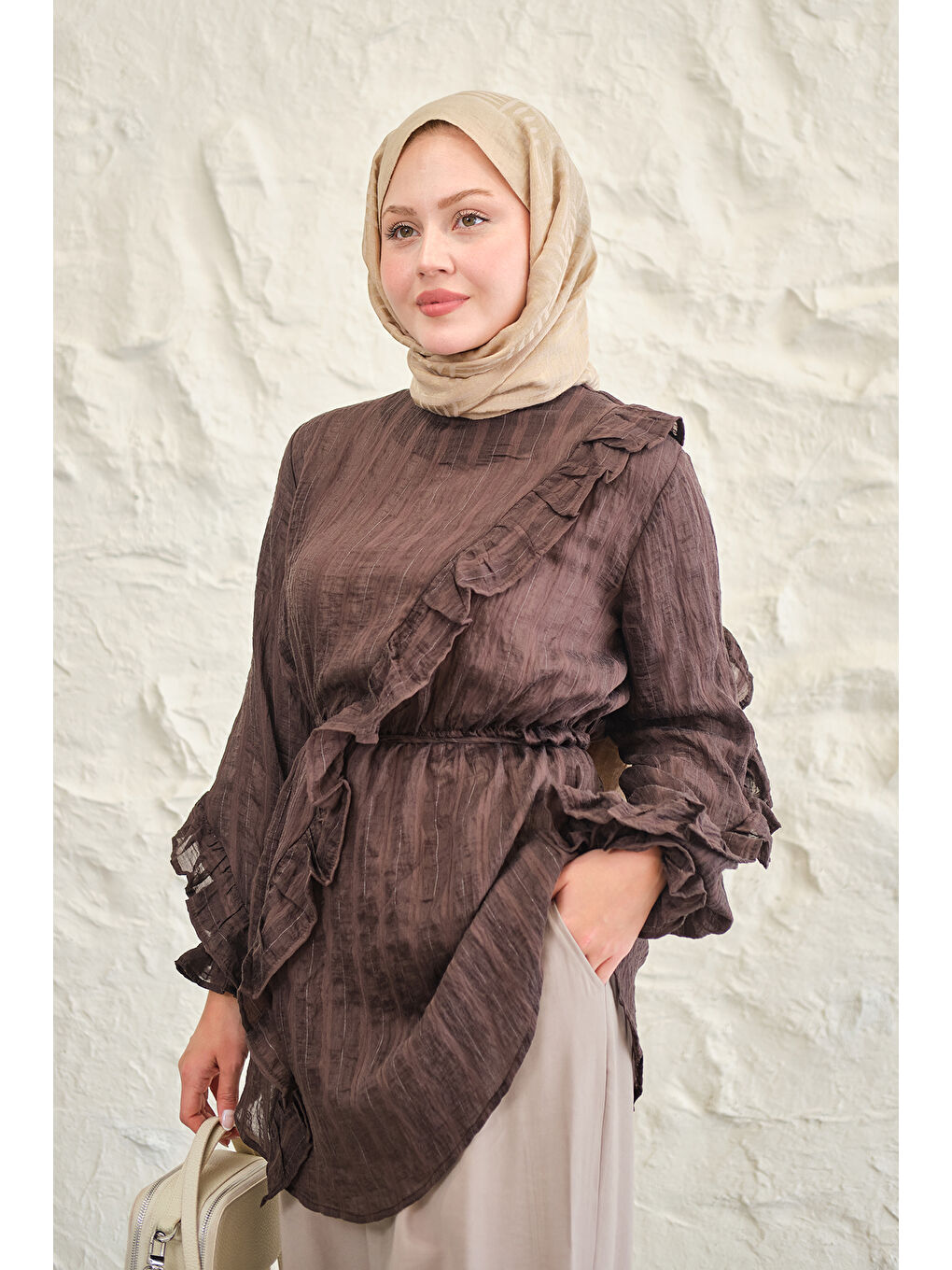 Kadın Önü Fırfırlı Ve Bağlama Detay Simli Tül Kumaş Tunik Kahverengi-3
