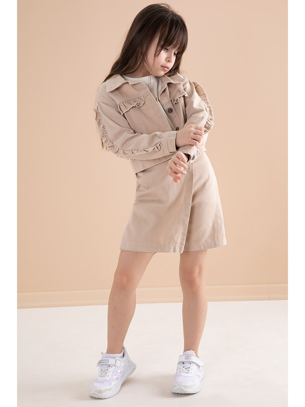 Bej Fırfır Detaylı Jean Ceketli Şort Etekli Kız Çocuk 3lü Takım 20172