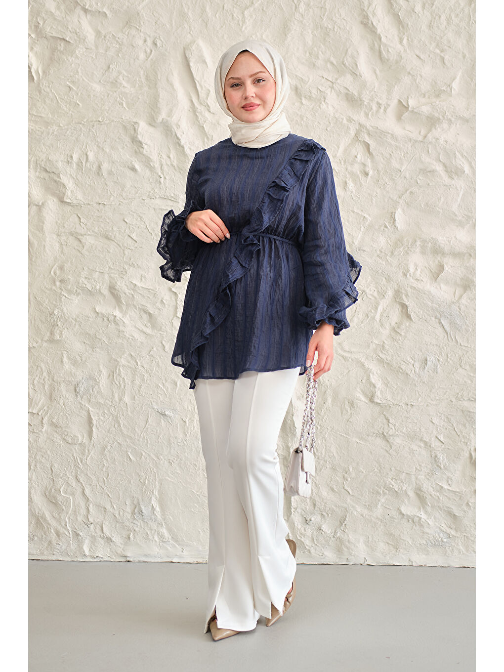 Kadın Önü Fırfırlı Ve Bağlama Detay Simli Tül Kumaş Tunik Lacivert-2