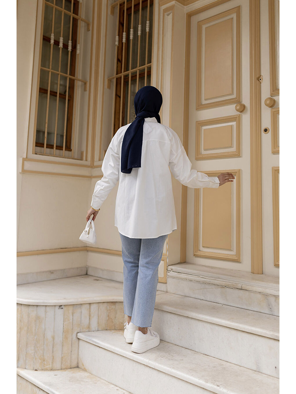 Kadın İp Detaylı Yırtmaçlı Gömlek Beyaz-3