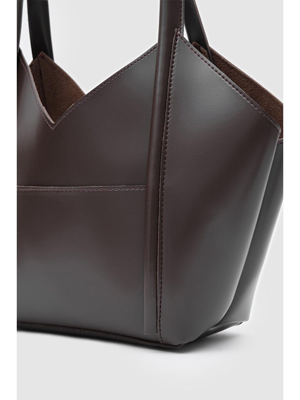 Kahverengi Geza Asimetrik Omuz Çantası Acı Kahve-3