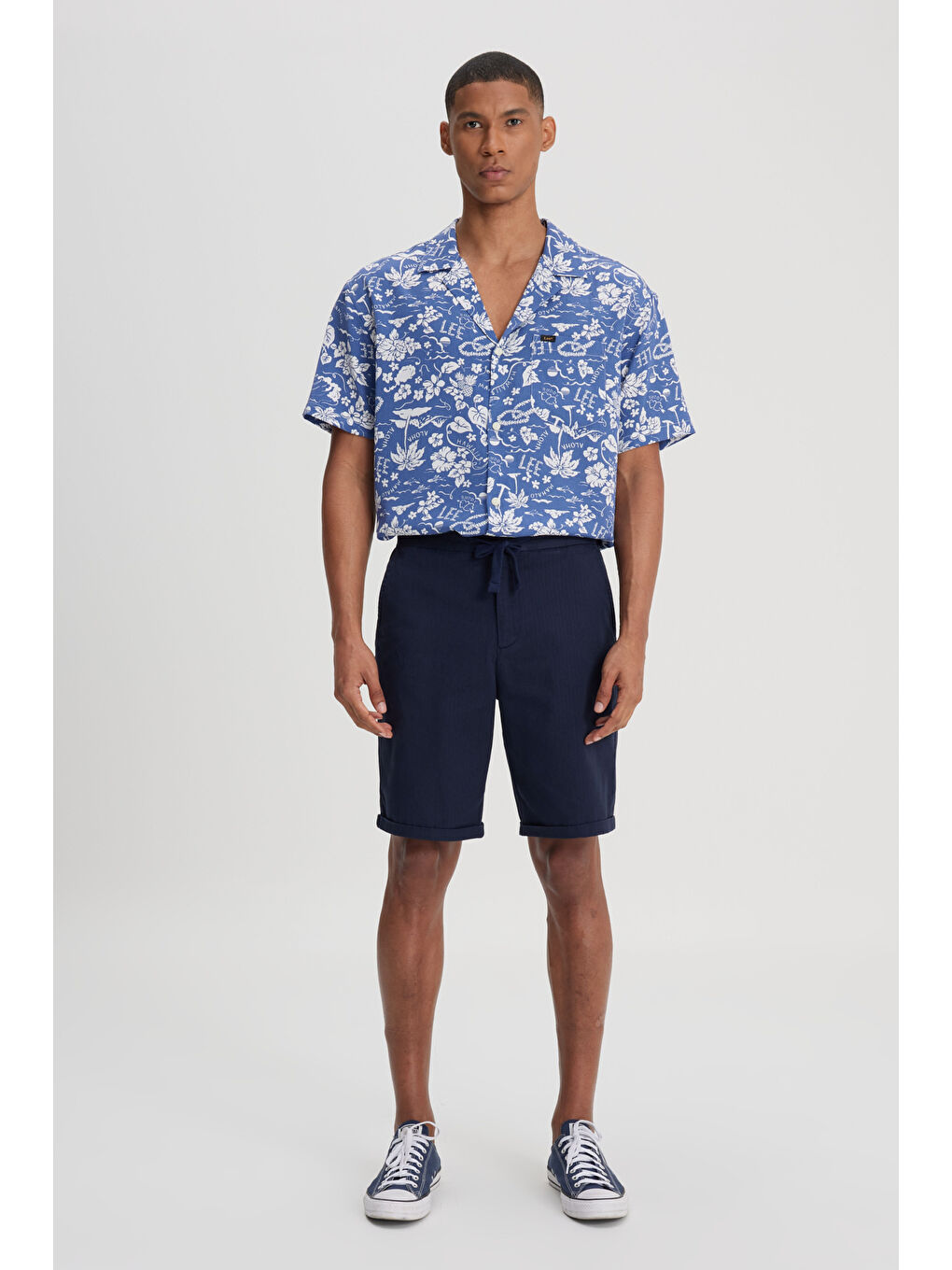 Regular Fit Normal Kesim %100 Pamuk Normal Bel Lacivert Chino Şort-1