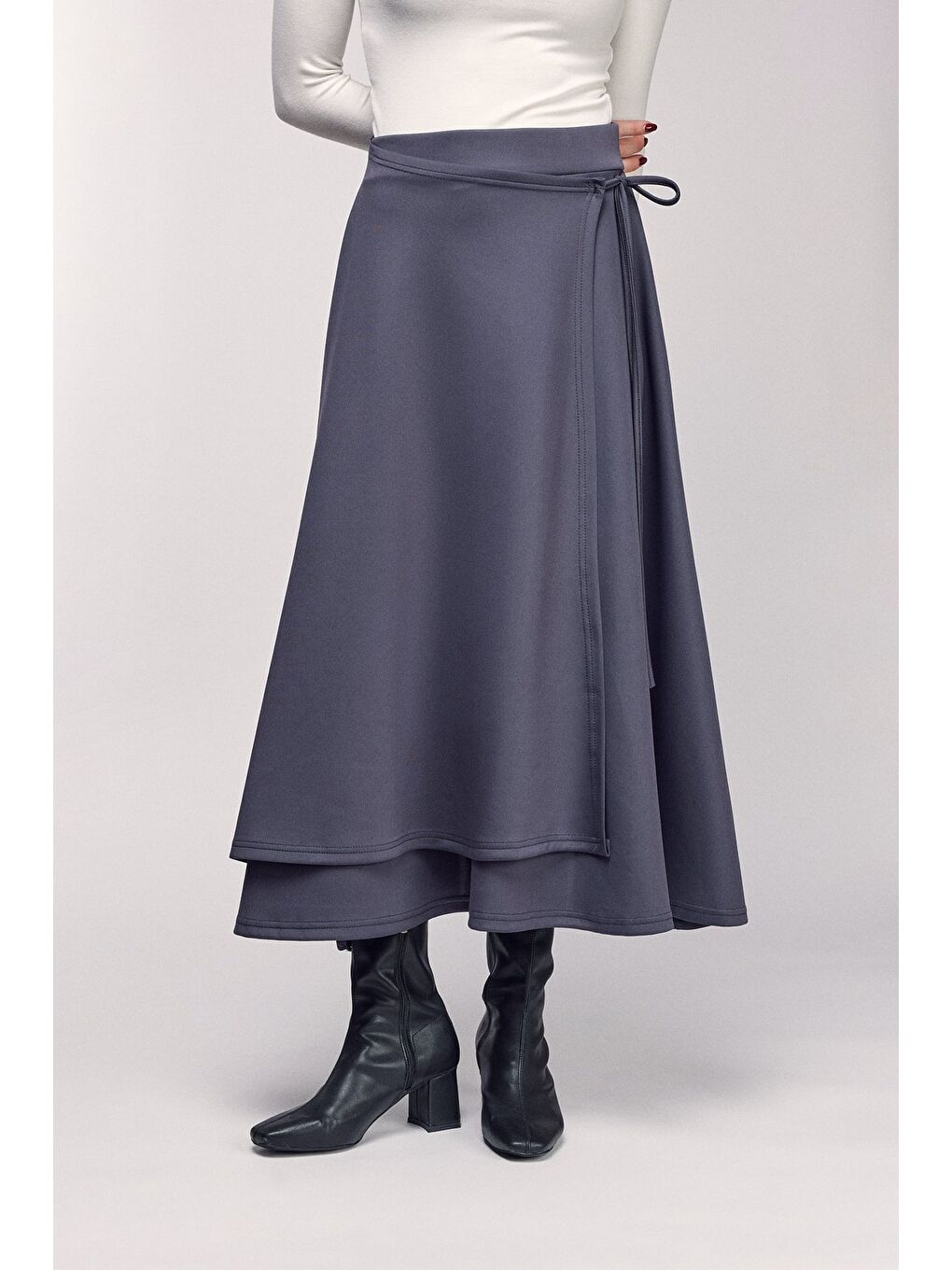 Antrasit Yüksek Bel Bağlamalı Katmanlı Görünüm Scuba Etek