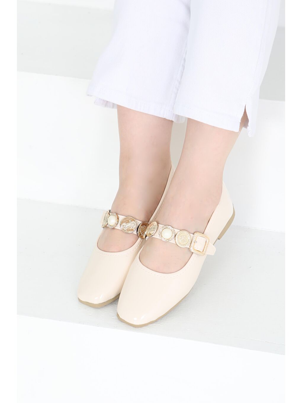 Ekru Kadın Krem Rugan İncili Babet Ayakkabı - 27288