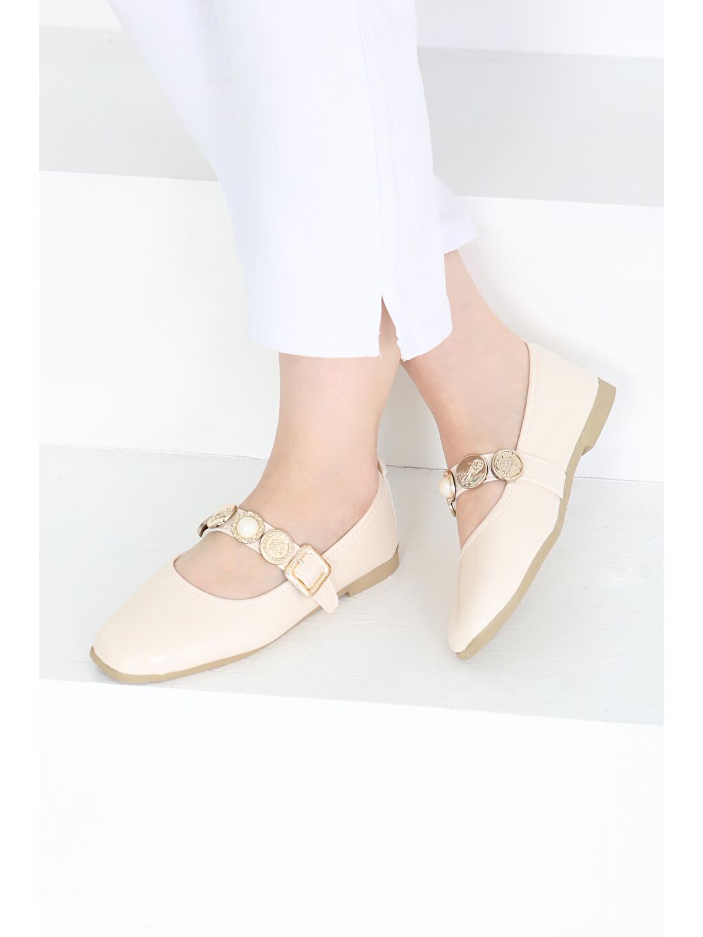 Ekru Kadın Krem Rugan İncili Babet Ayakkabı - 27288-1