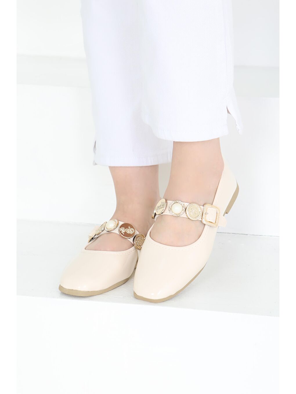 Ekru Kadın Krem Rugan İncili Babet Ayakkabı - 27288-2