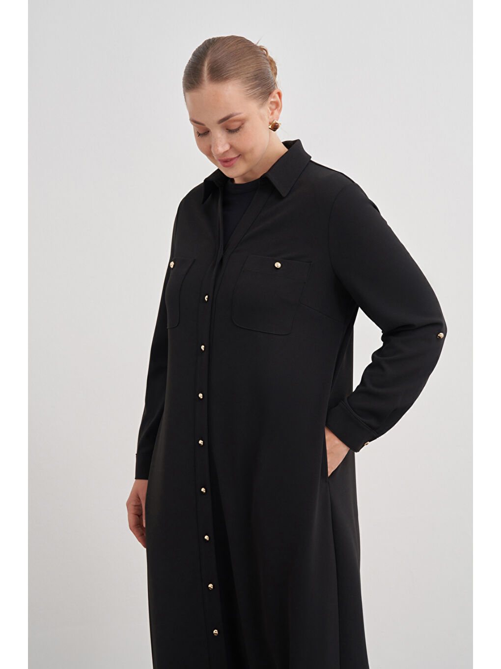 Siyah Apolet Düğme Detaylı Elbise-2