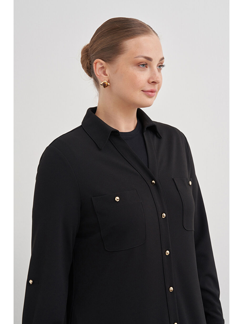 Siyah Apolet Düğme Detaylı Elbise-3