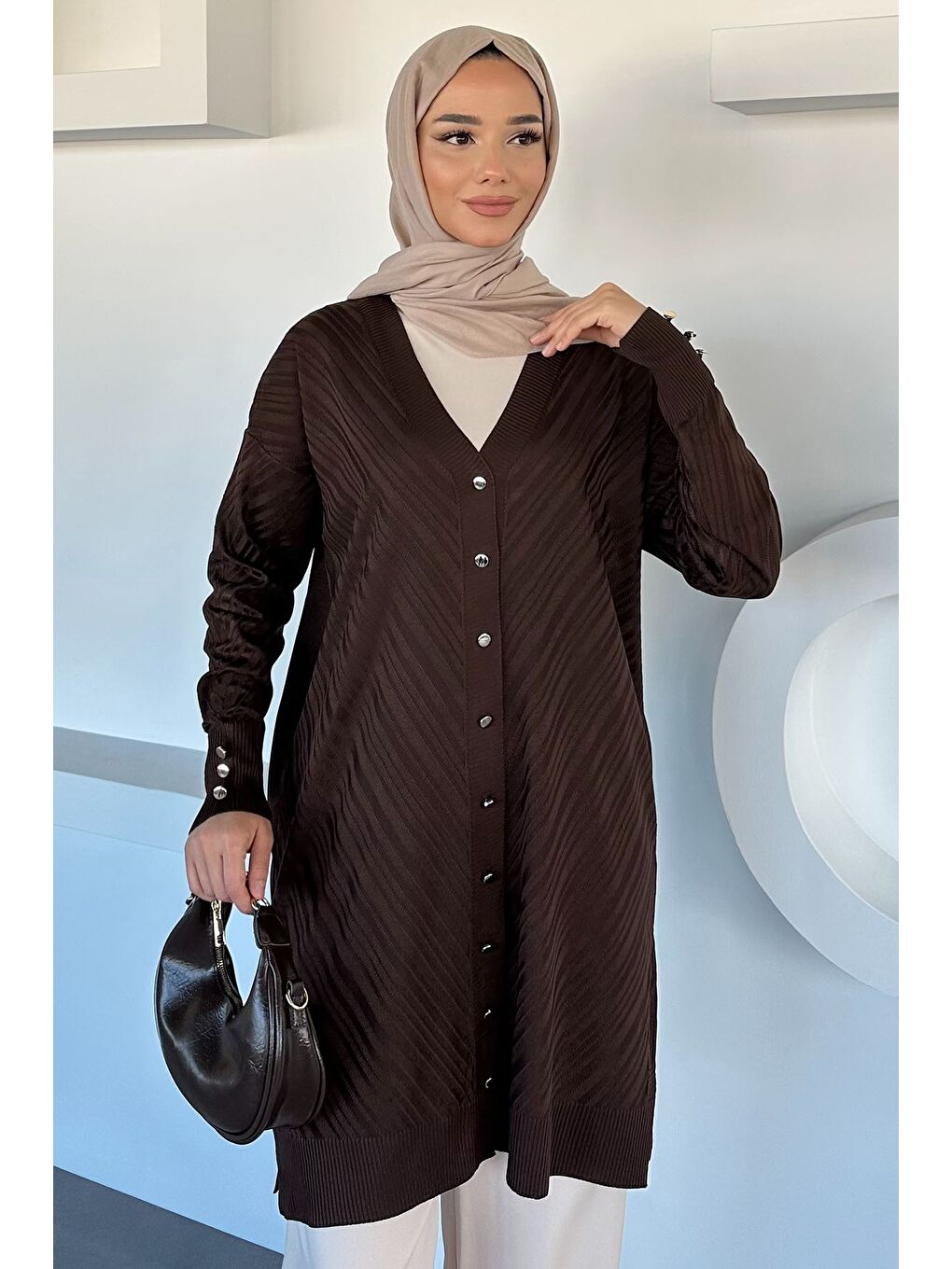 Kahverengi Desenli Ön Düğmeli Tesettür Triko Hırka (m-l-xl Uyumludur)-2