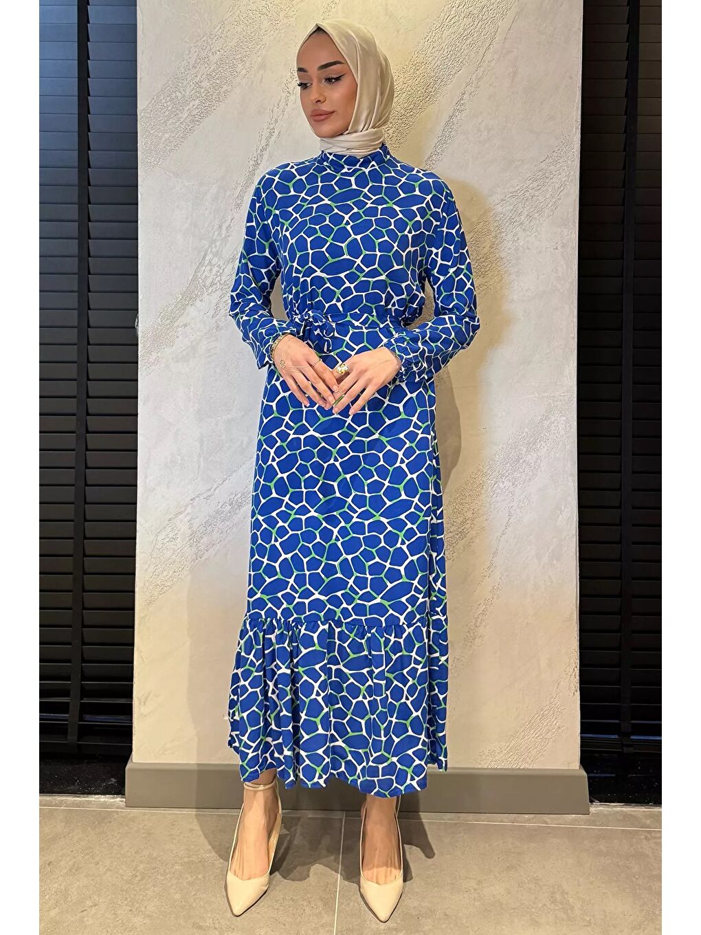 Mavi Bel Bağlamalı Desenli Tesettür Viskon Elbise