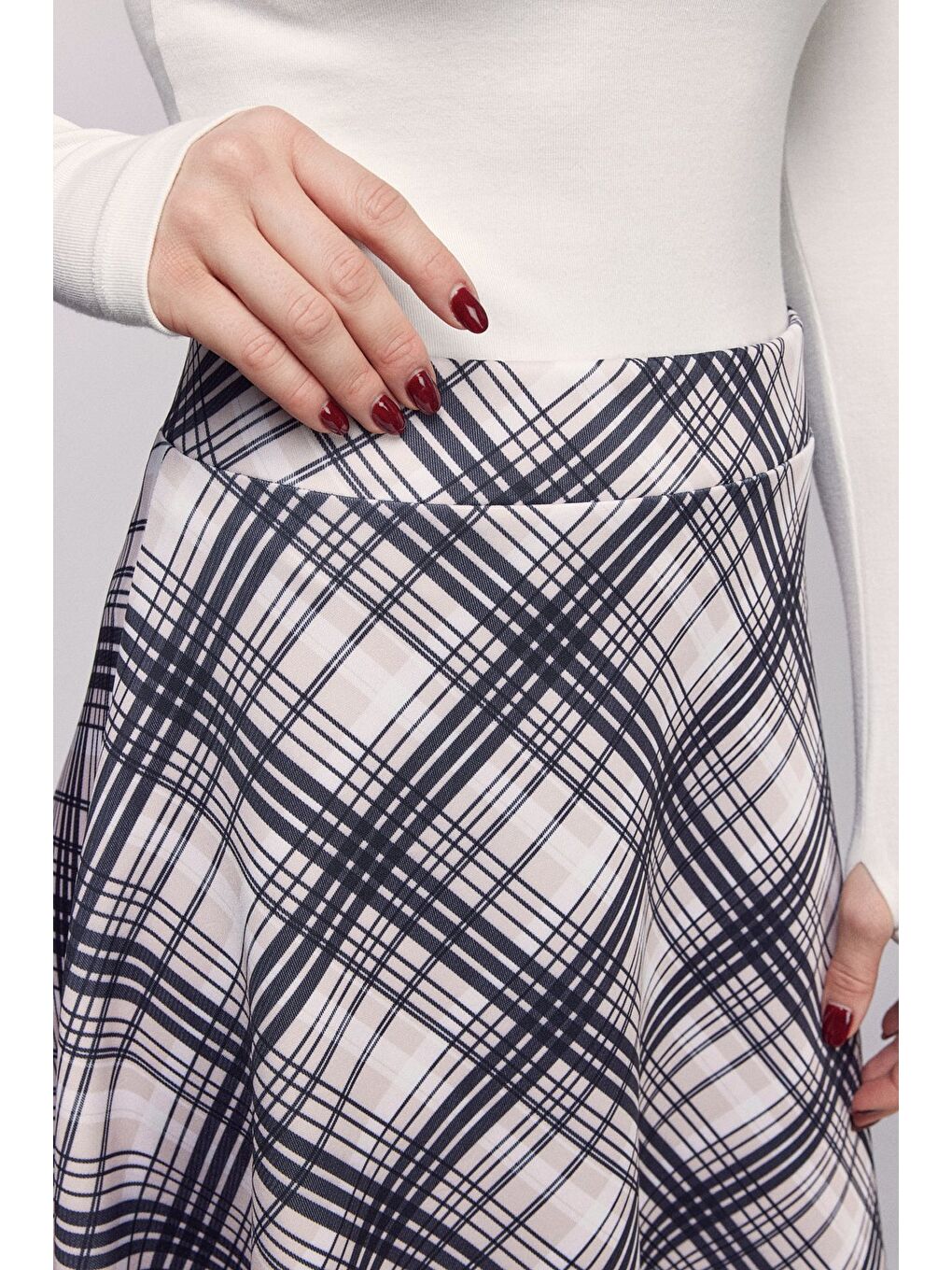 Bej Taş Ekose Desenli Yüksek Bel Kloş Scuba Etek-4